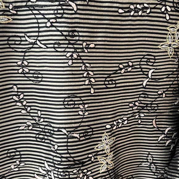 CHICO’S Silk Embroidered Jacket - Picture 10 of 12